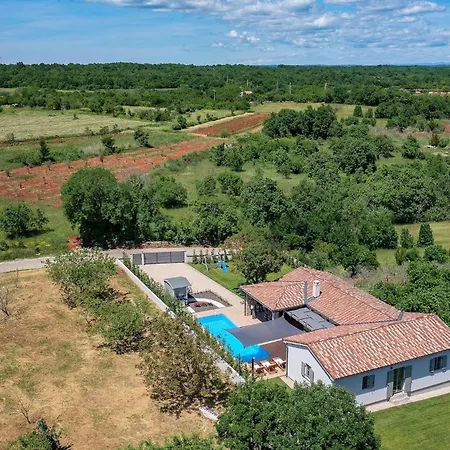 Будинок відпочинку Acorn