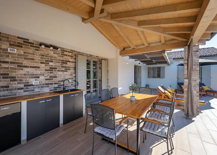 Acorn Будинок відпочинку *