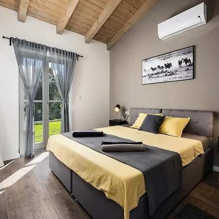 Hébergement de vacances Acorn Pula