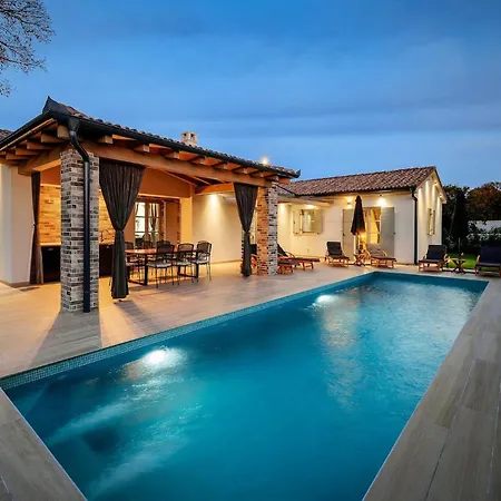 Hébergement de vacances Acorn Pula